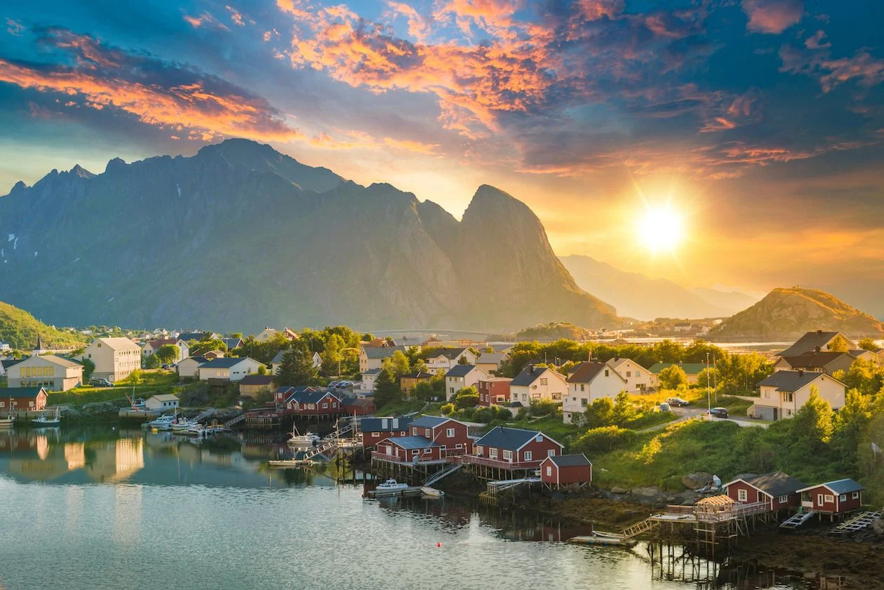 Midnight Sun in Norway: The Complete 2026 Travel Guide