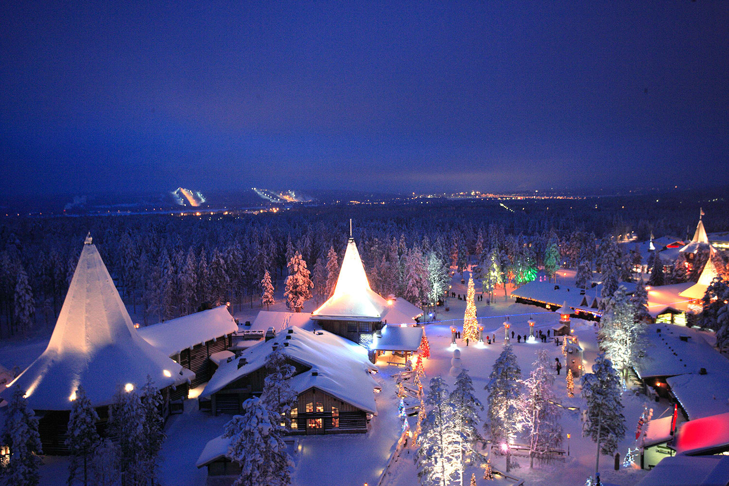 santa village.jpeg