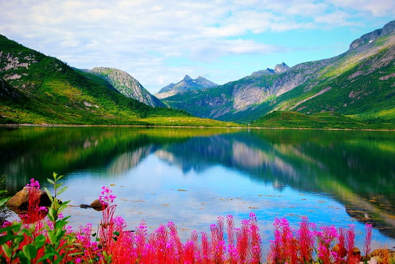 Best Time to Visit Norway in Spring: April & May Guide